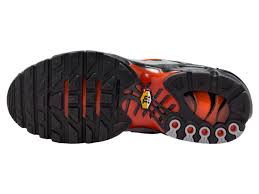 ZAPATILLA NIKE AIR MAX PLUS - DM0032 011 - 4
