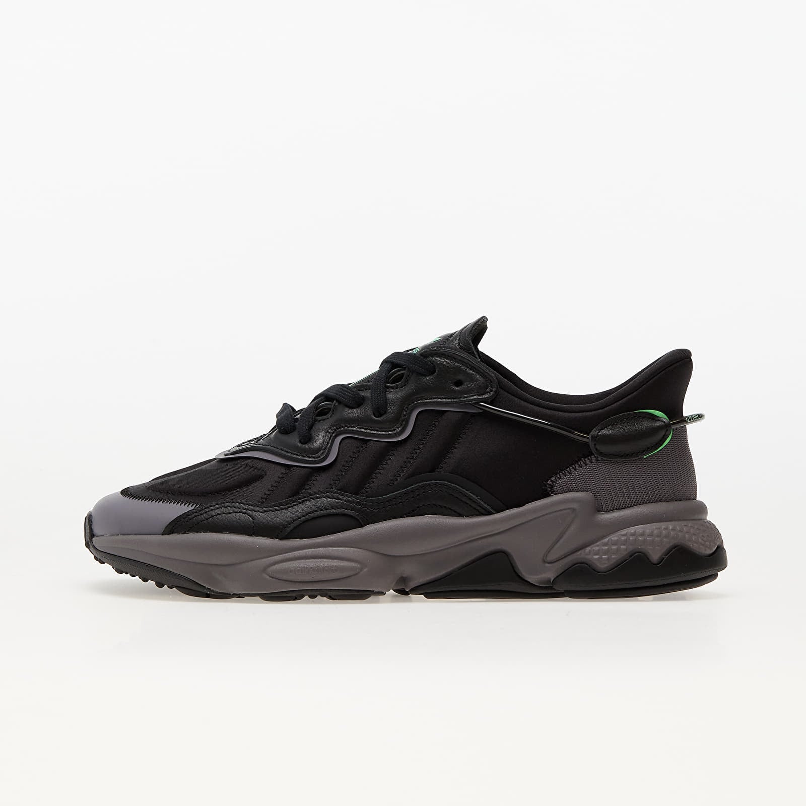 ZAPATILLA ADIDAS OSWEEGO BLACK CHARCOAL SCREAMING GREEN HR1168_A