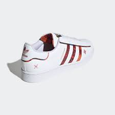 ZAPATILLA SUPERSTAR CHINESE NEW YEAR_GX8839_AD