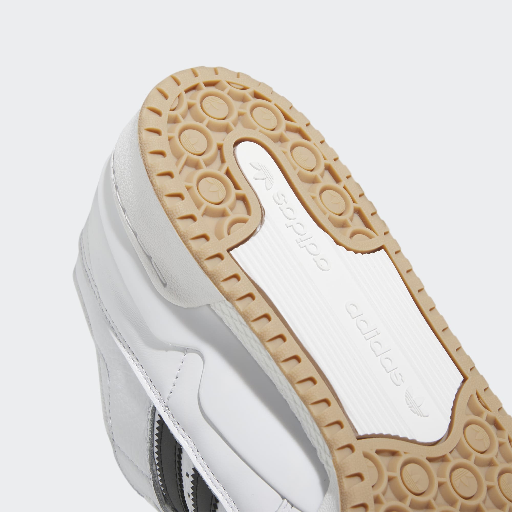 ZAPATILLA ADIDAS FORUM 84 LOW ADV_HP9088_AD