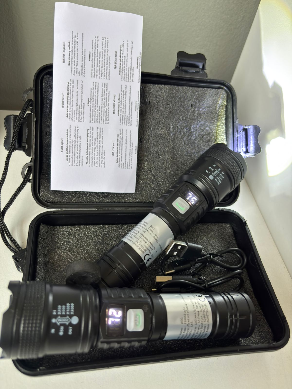 SET X 2 LINTERNAS RECARGABLES PANTALLA LED - 3