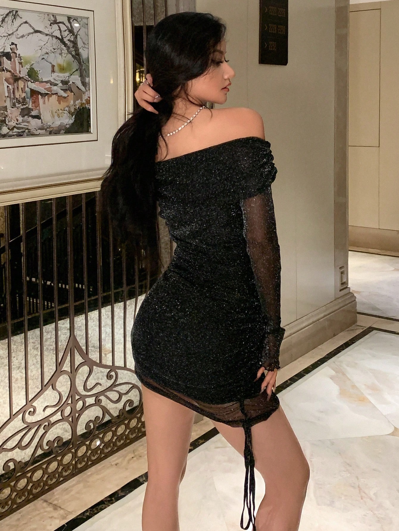 VESTIDO LOLITAS NEGRO CON MANGA LARGA BRILLO - 3