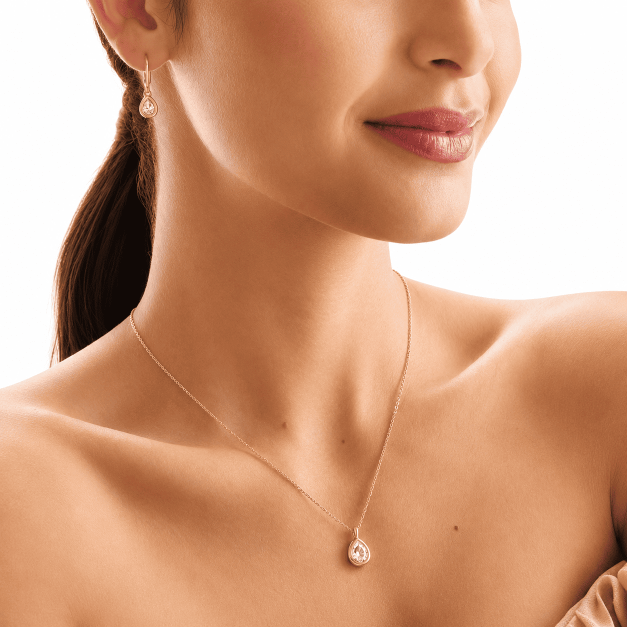 SET COLLAR + ARETES LUZIA YANBAL - 3