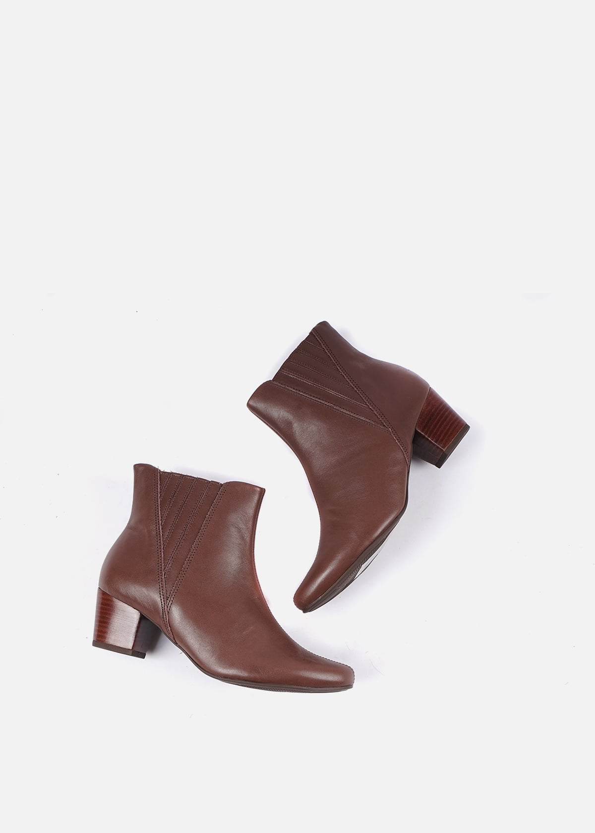 BOTAS MUJER USAFLEX CUERO MARRÓN Q6688003CHO USA - 5
