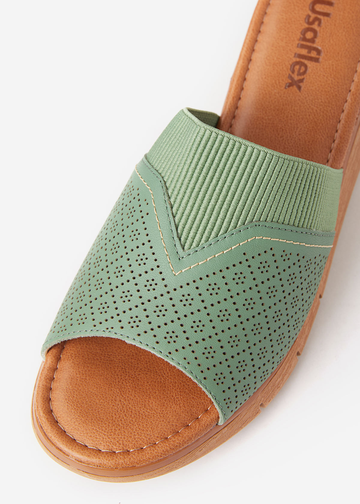 SANDALIAS MUJER USAFLEX CUERO VERDE TACÓN PLATAFORMA CON DETALLES LÁSER ROMERO USA AD1910ROM - 4