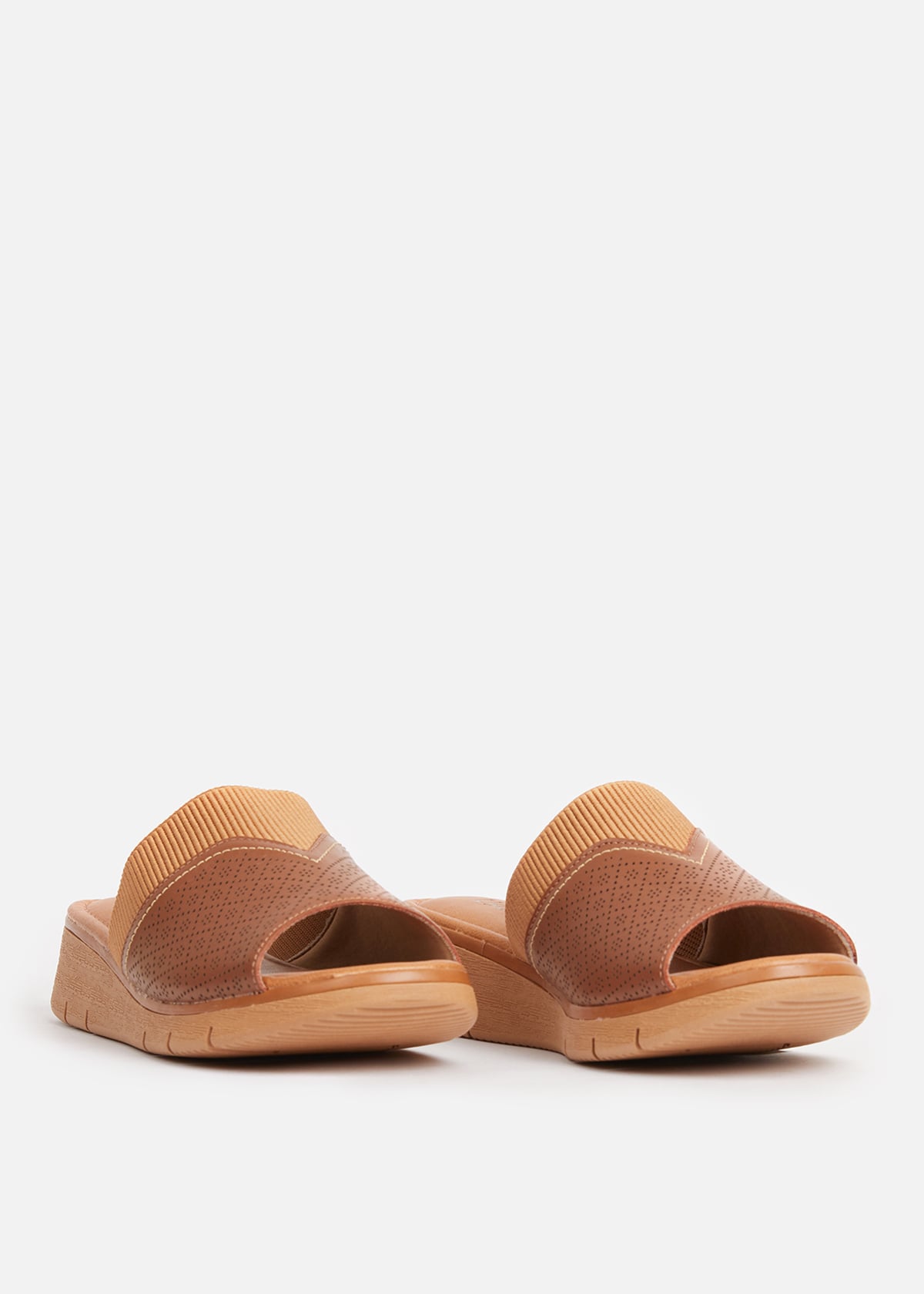 SANDALIAS MUJER USAFLEX CUERO CANELA TACÓN PLATAFORMA CON DETALLES LÁSER USA AD1910CAN - 2