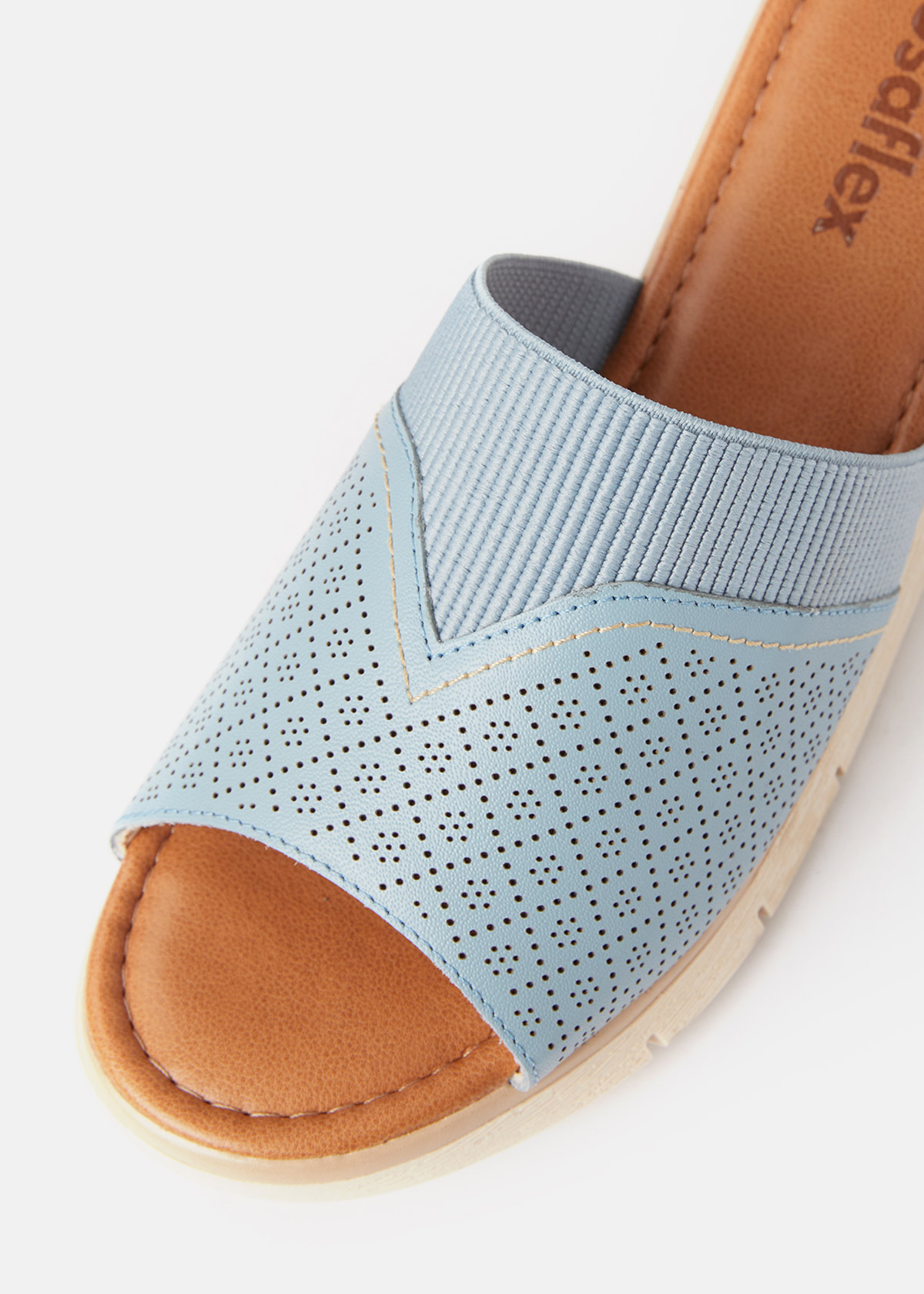 SANDALIAS MUJER USAFLEX CUERO CELESTE TACÓN PLATAFORMA CON DETALLES LÁSER USA AD1910CEL - 4
