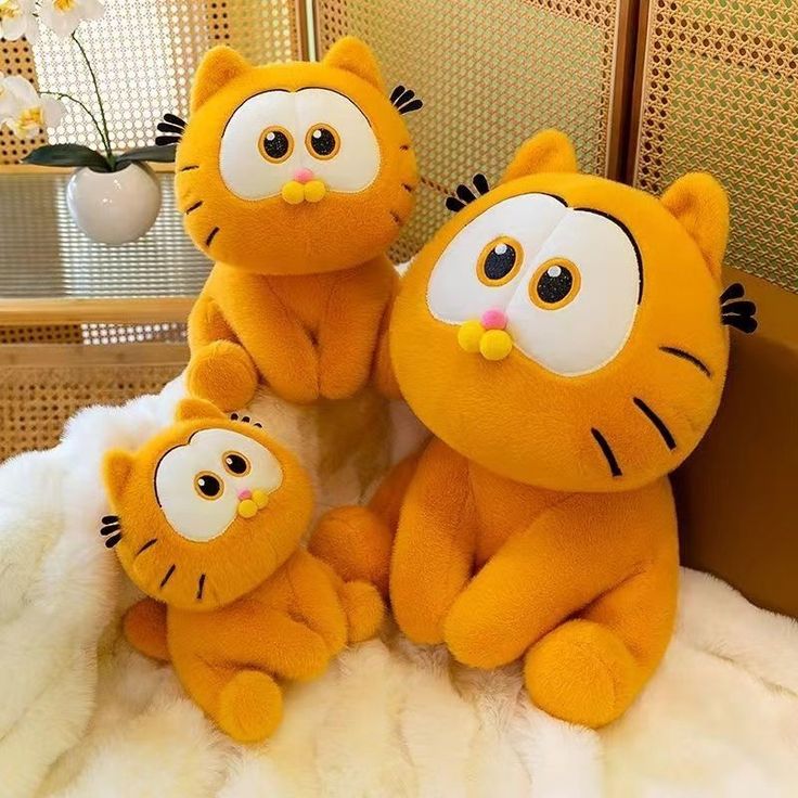 PELUCHE GATO GARFIELD (GRANDE) - 2