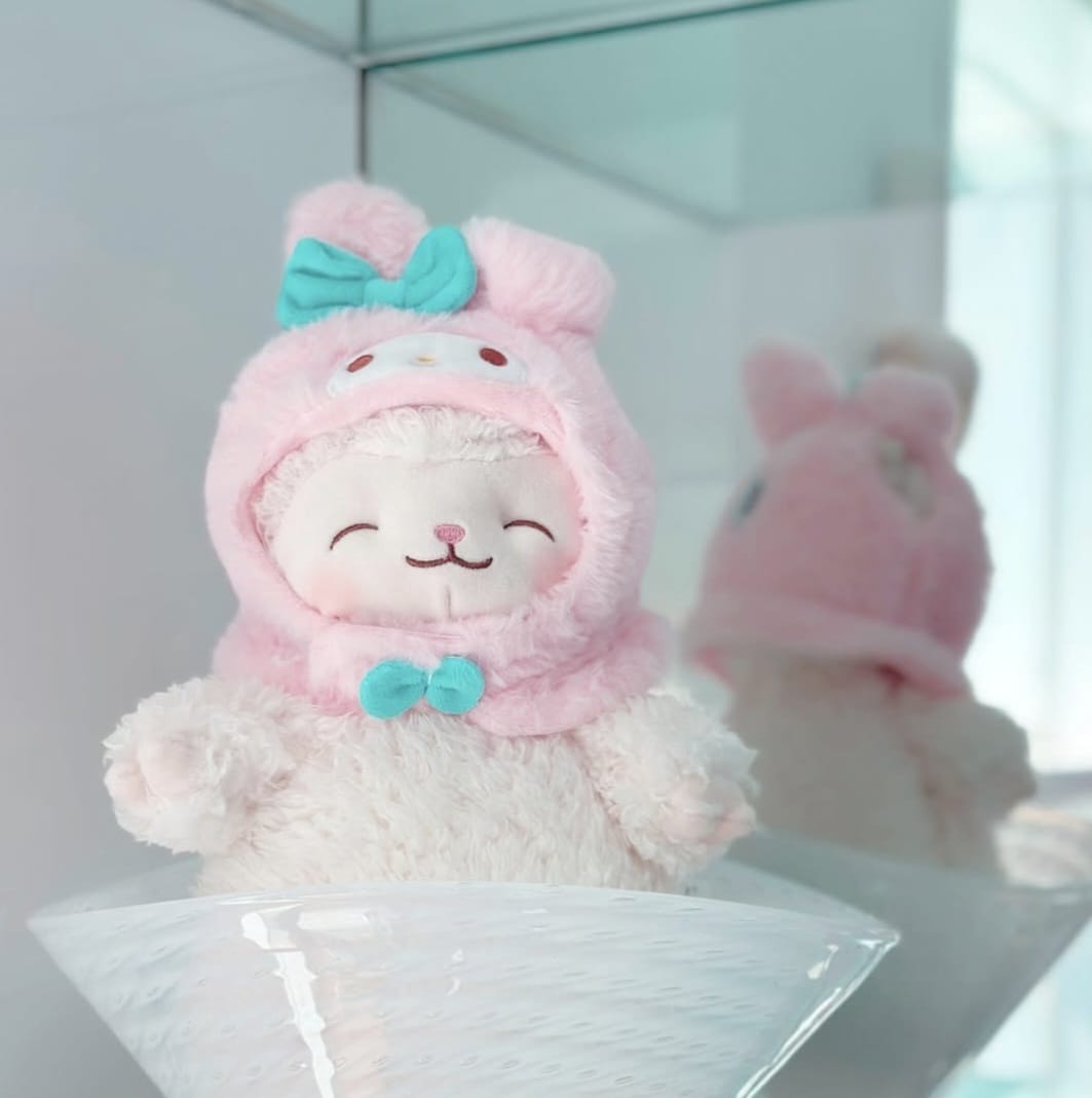 PELUCHE CORDERO CON TULIPAN HELLO MY MELODY - 2