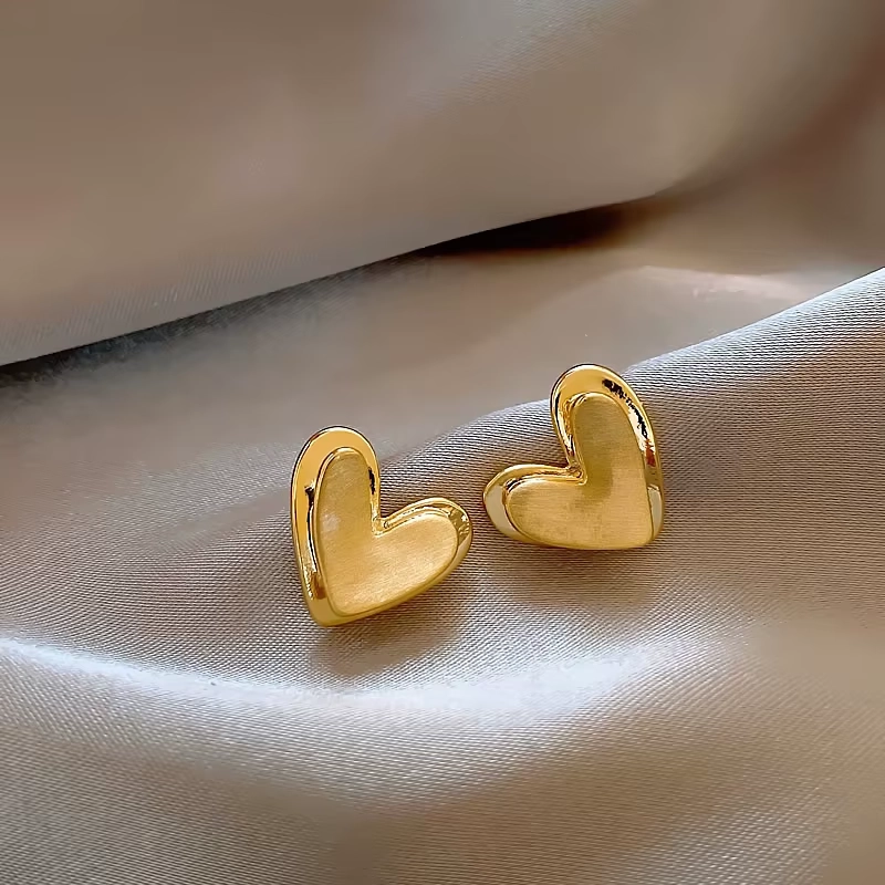 ARETES PENDIENTES CORAZÓN DORADO ESMERILADO - 2