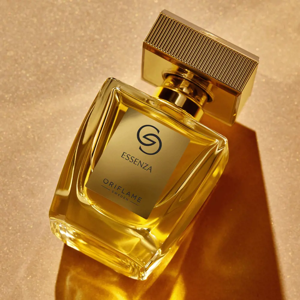 PERFUME GIORDANI GOLD ESSENZA+ BILLETERA CON CORREA ACCOLADE - 4