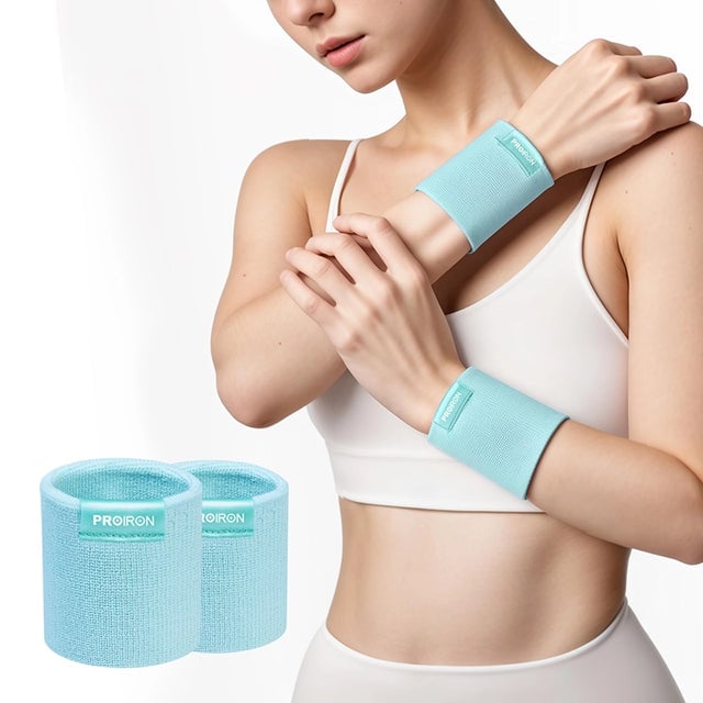 MUÑEQUERA DEPORTIVA CELESTE - 1