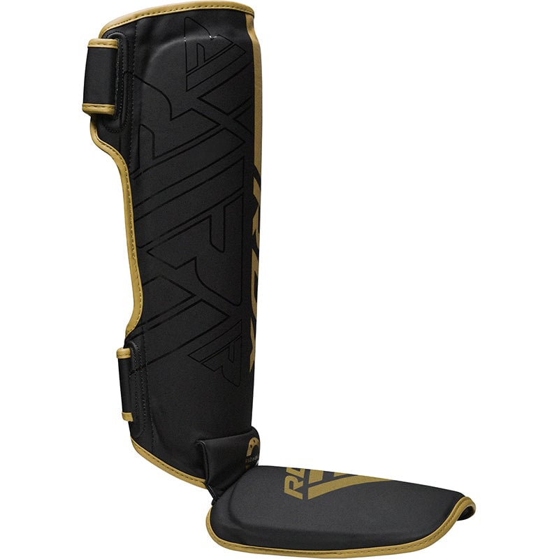CANILLERAS CON EMPEINE PARA MUAY THAI Y MMA KARA F6 DORADO - 5