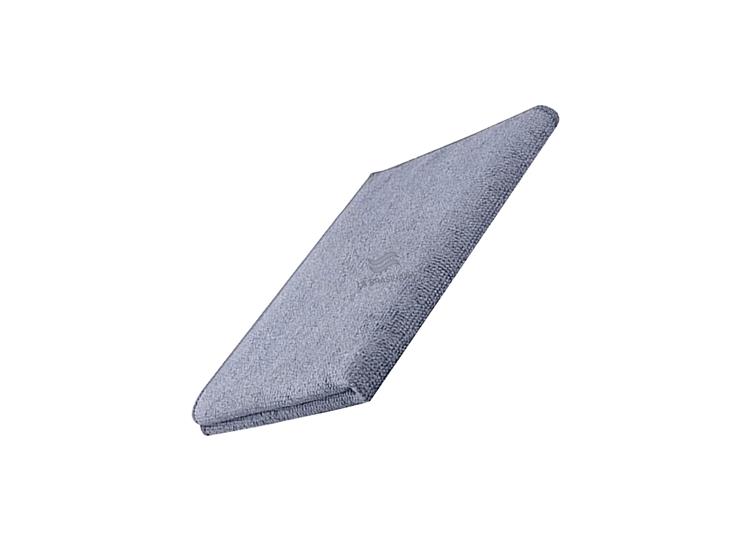 TOALLA NEGRO + JABÓN DERMOACNE 100GR + CREMA HIDRATANTE UREA 10% 450GR - 2