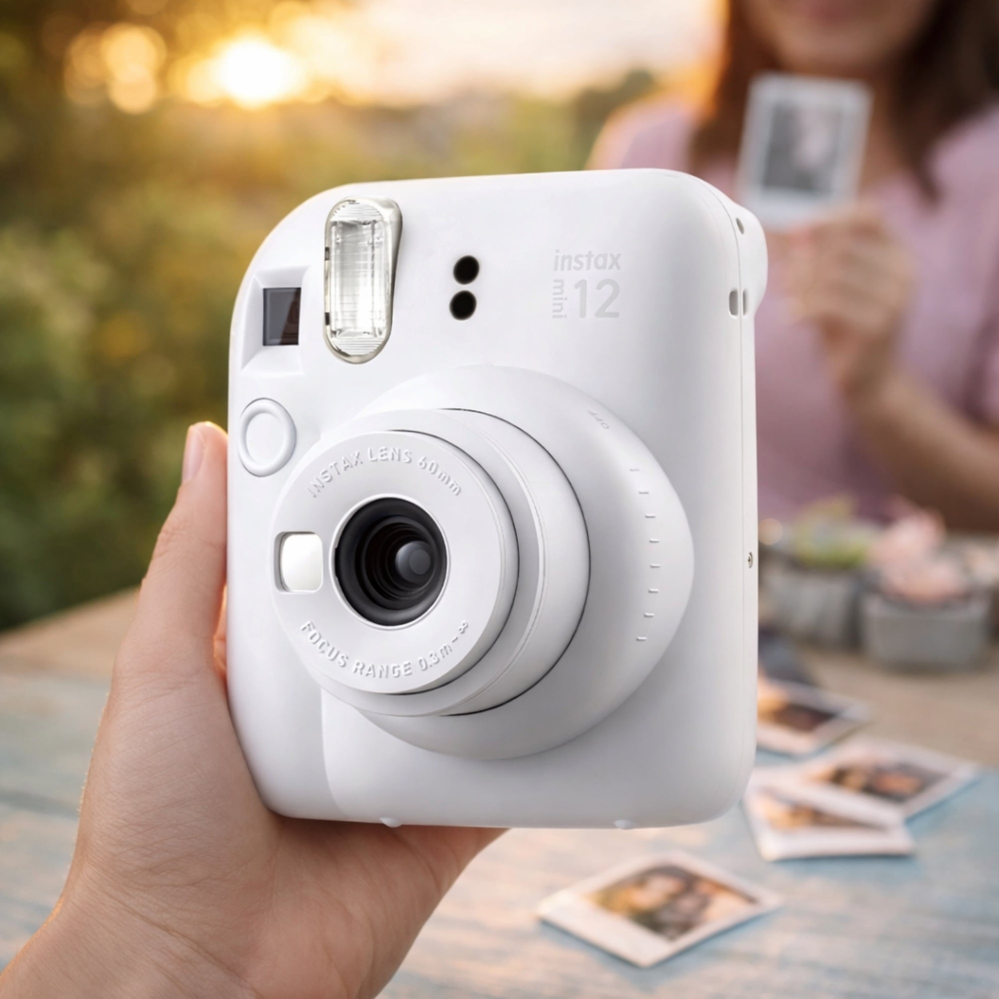 CÁMARA INSTAX FUJIFILM MINI 12 ARCILLA BLANCA - 6