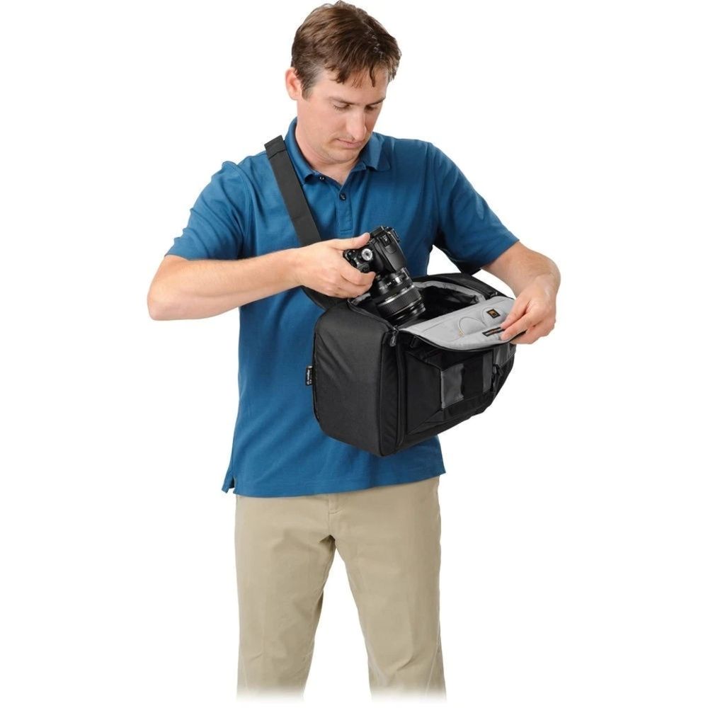 MOCHILA LOWEPRO SLINGSHOT 102 AW BLACK - 4