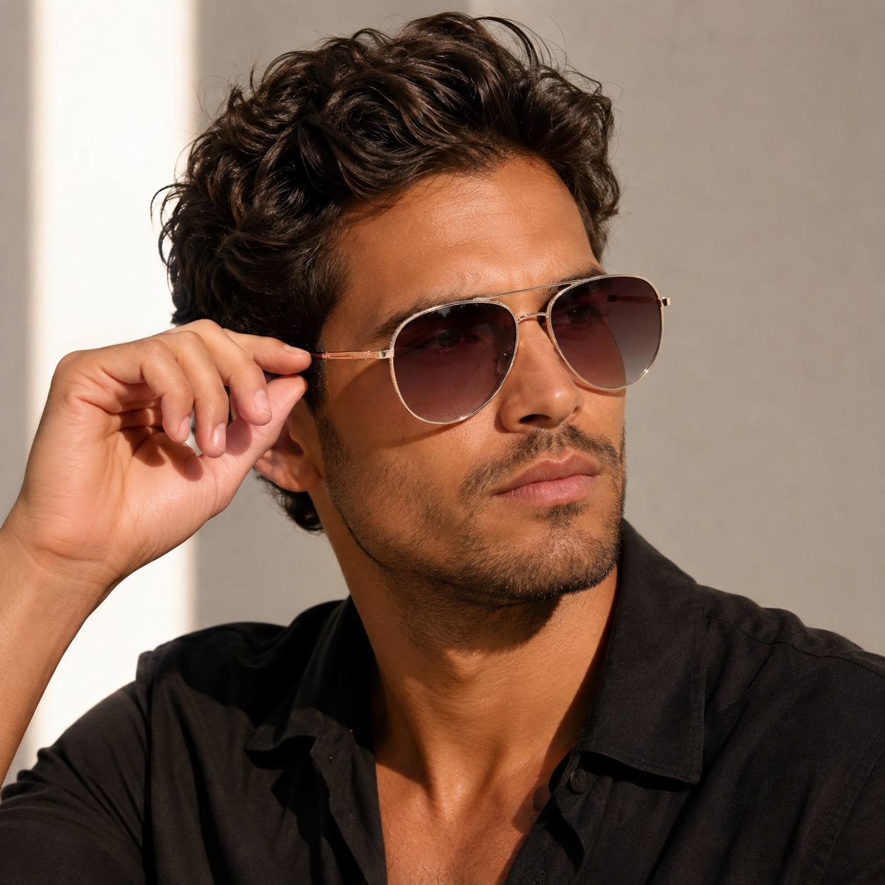 LENTES DE SOL GUESS PARA HOMBRE GU5206 32G 59 ESTILO CARRERA MARRON - 4