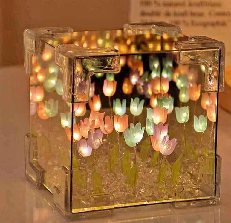 ADORNO LAMPARA ESPEJO 3D TULIPANES INFINITOS SAN VALENTÍN- LUZ CÁLIDA - 1