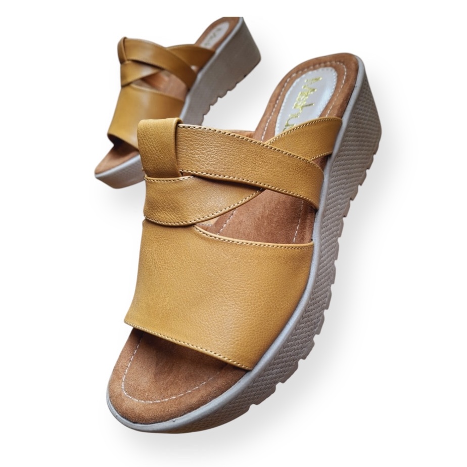 SANDALIAS MUJER MISSHUS RAISA MOSTAZA - 2