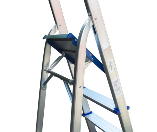 ESCALERA DE 4 PASOS DE ALUMINIO - 3