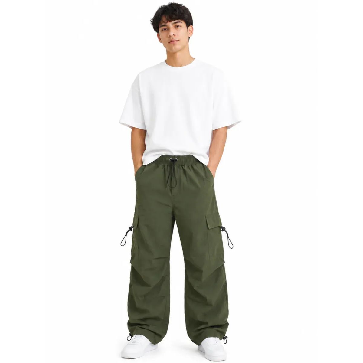 JOGGER CARGO PARACHUTE HOMBRE TELA MOJADA VERDE MILITAR OVERSIZED WIDE LEG 4 BOLSILLOS REGULADOR EN BASTA - 4