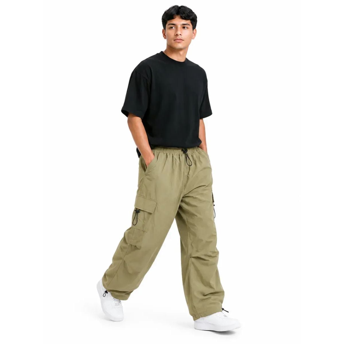 JOGGER CARGO PARACHUTE HOMBRE TELA MOJADA BEIGE OVERSIZED WIDE LEG 4 BOLSILLOS REGULADOR EN BASTA - 6