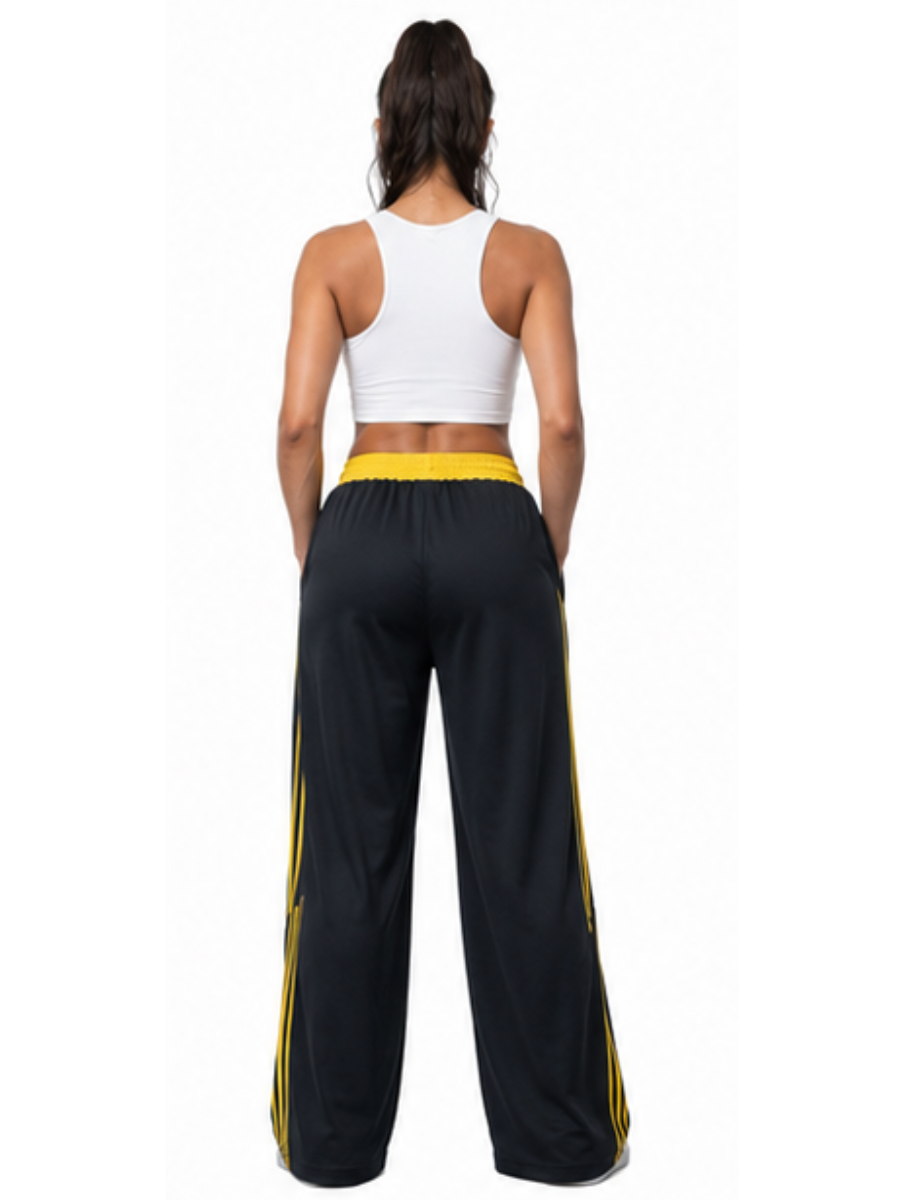 PANTALÓN DEPORTIVO NOVA NEGRO CON LÍNEAS AMARILLAS TELA NOVA CINTURA ELASTICADA WIDELEG URBANO CASUAL - 2