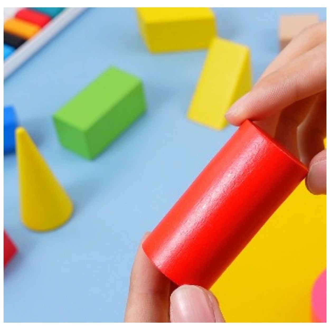 SET DE FORMAS GEOMÉTRICAS PARA APRENDIZAJE MATEMÁTICO - MATERIAL DIDÁCTICO - 4
