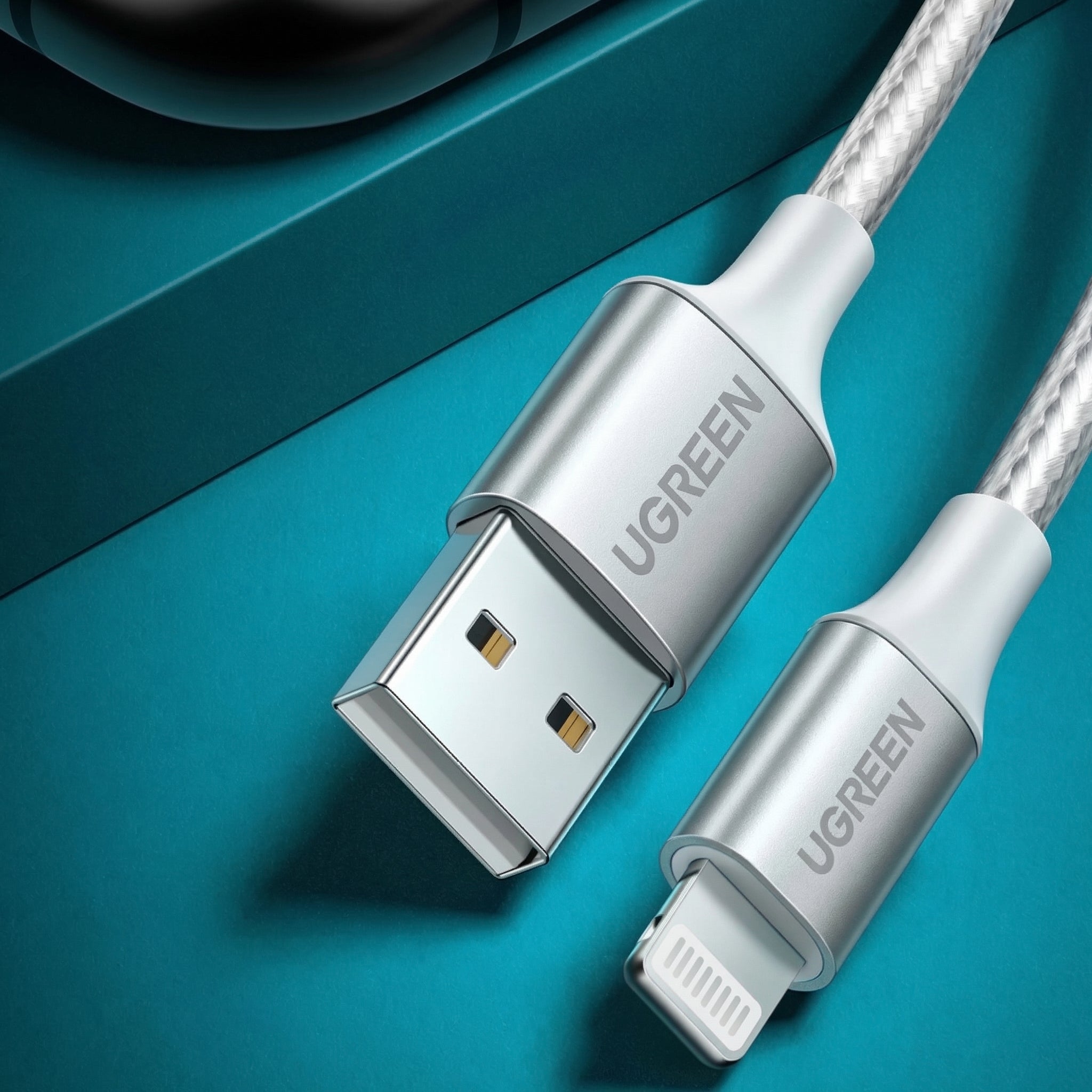 CABLE UGREEN USB-A A LIGHTNING 1M 12W 2.4A MFI PLATEADO - 6