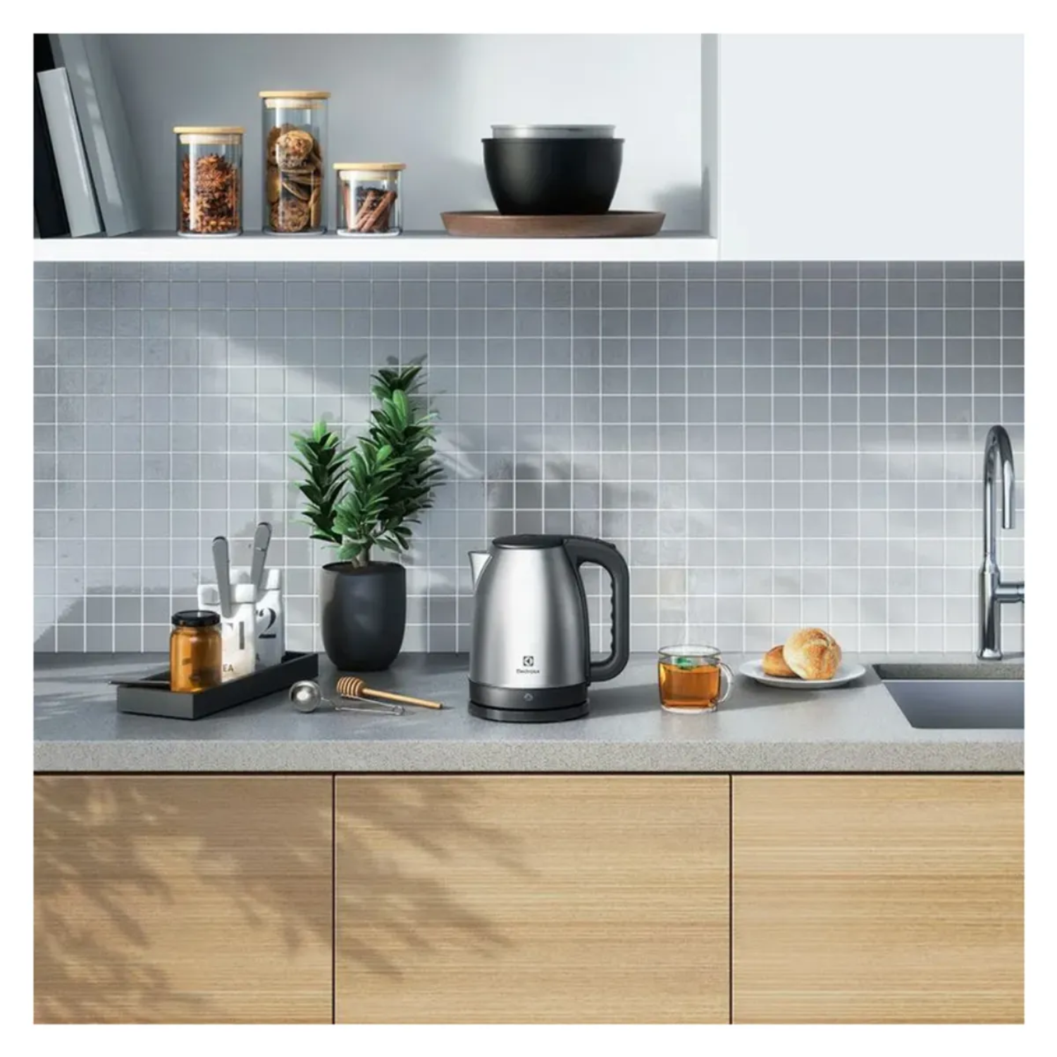 HERVIDOR ELÉCTRICO ELECTROLUX 1.8L EEK10 EFFICIENT 1850W EEK10 - 5
