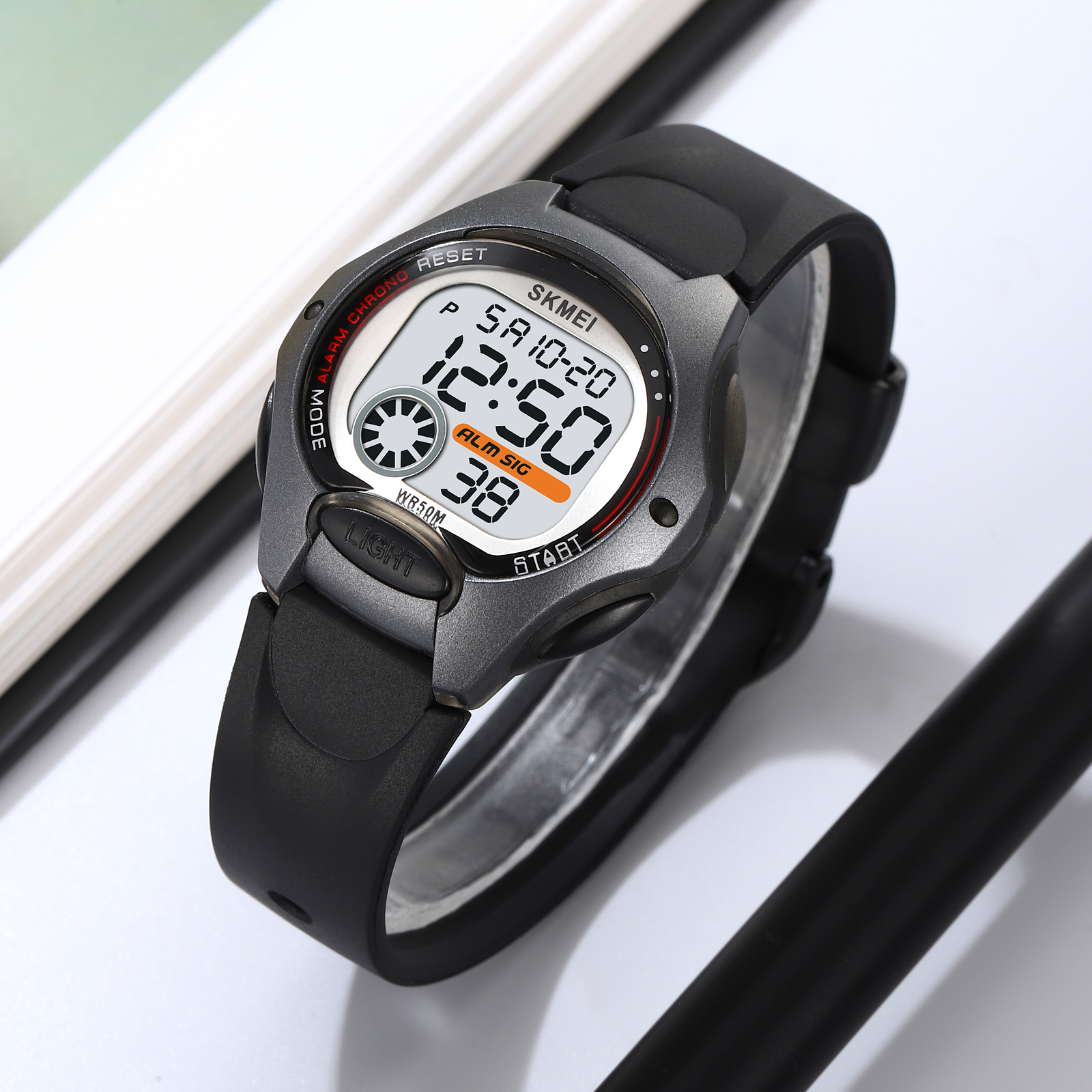 RELOJ SKMEI 2129 NEGRO CORREA SILICONA PARA NIÑOS - 5