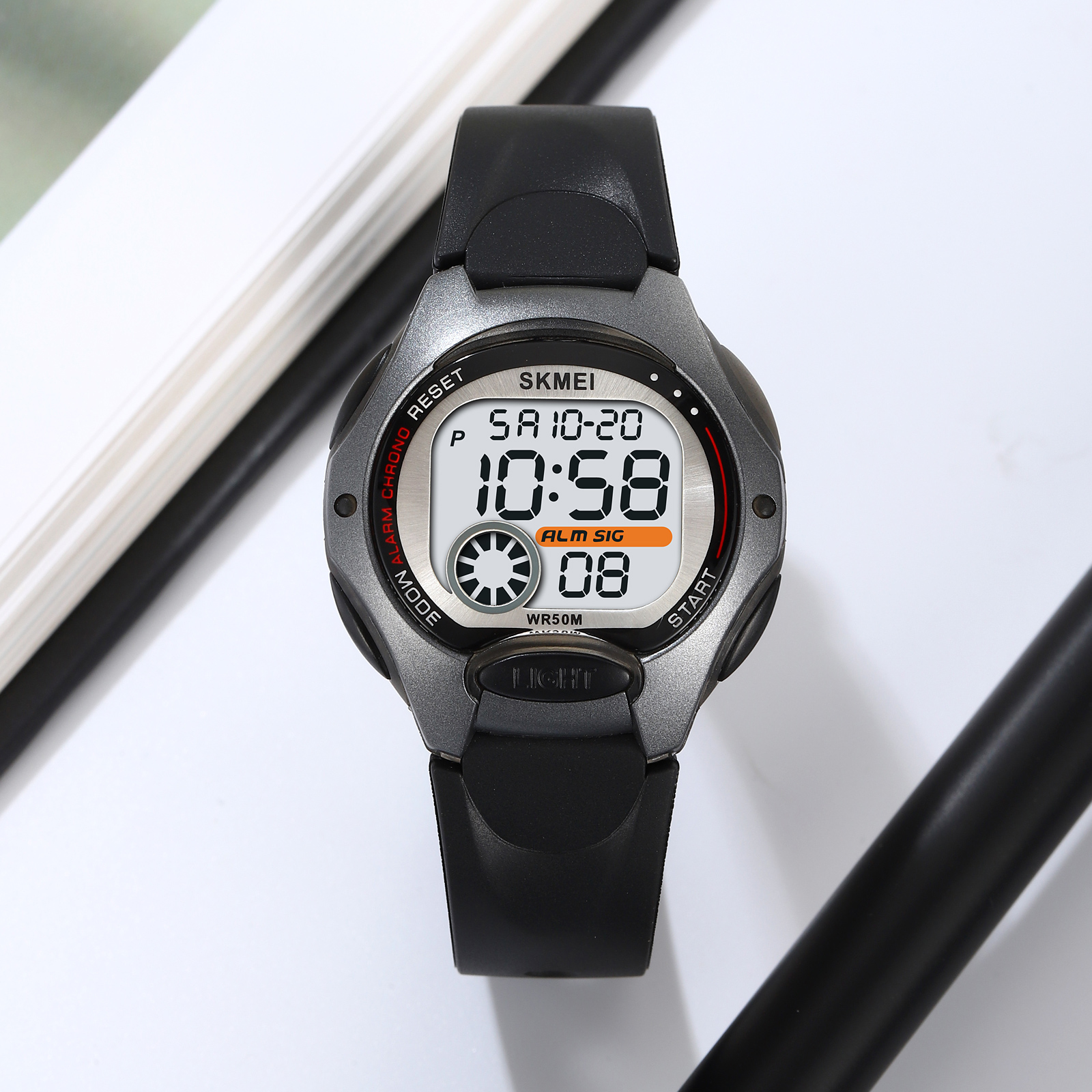 RELOJ SKMEI 2129 NEGRO CORREA SILICONA PARA NIÑOS - 6