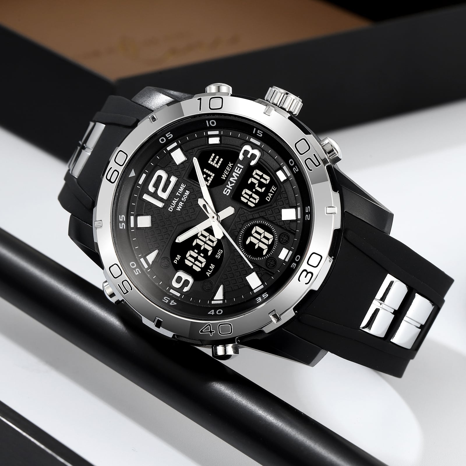 RELOJ SKMEI 2102 NEGRO CORREA SILICONA CABALLERO - 4