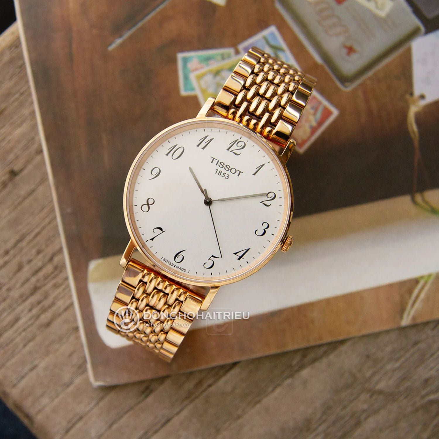 RELOJ TISSOT EVERYTIME GOLD BRACELET 42MM - 4