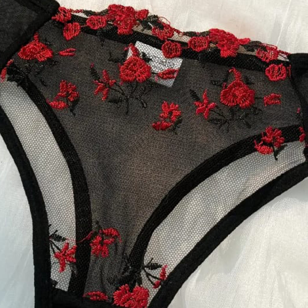 CONJUTNO DE ENCAJE BORDADO SEXY NEGRO - 5