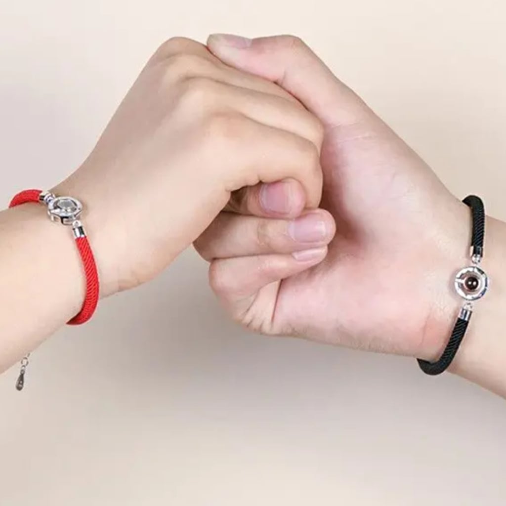 PULSERA DE PAREJA PROYECTA TE AMO EN 100 IDIOMAS REGALO - 4
