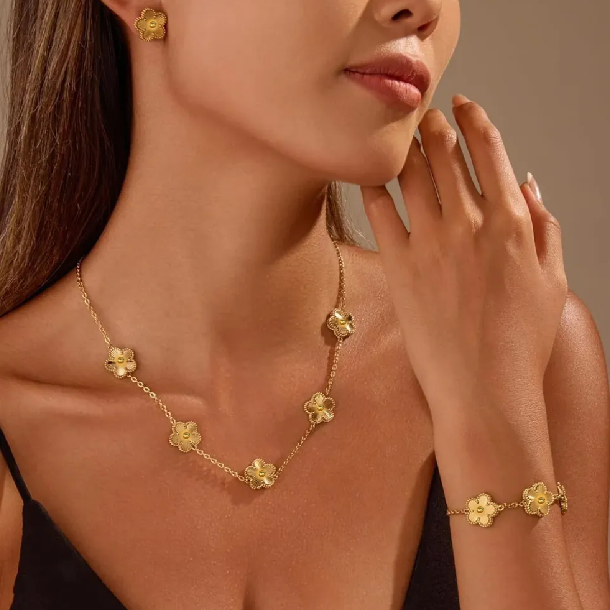 SET COLLAR ARETES PULSERA Y ANILLO TREBOL DISEÑO UNICO ACERO - 3