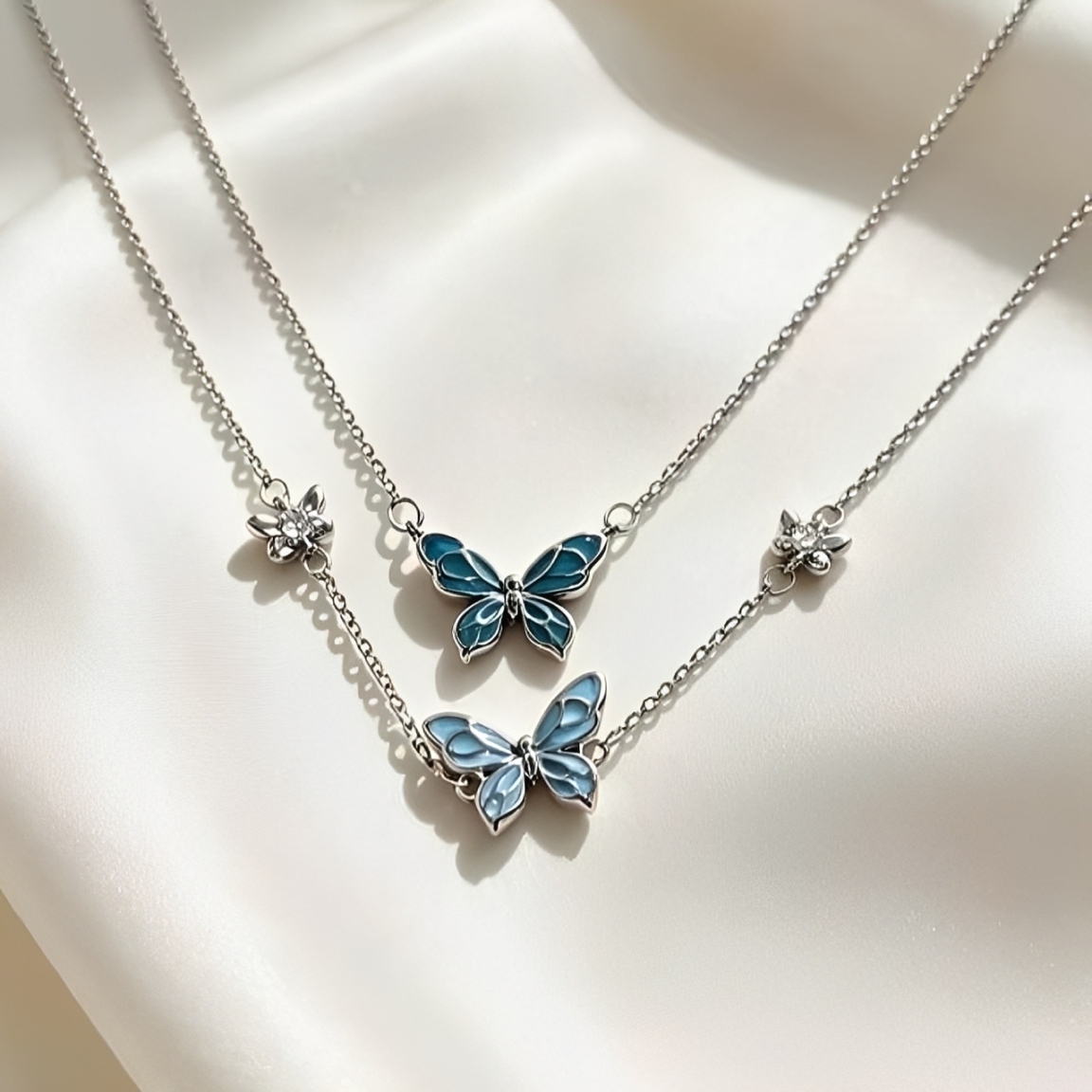 SET COLLAR Y PULSERA DE MARIPOSA LUMINOSO DE MUJER - 9