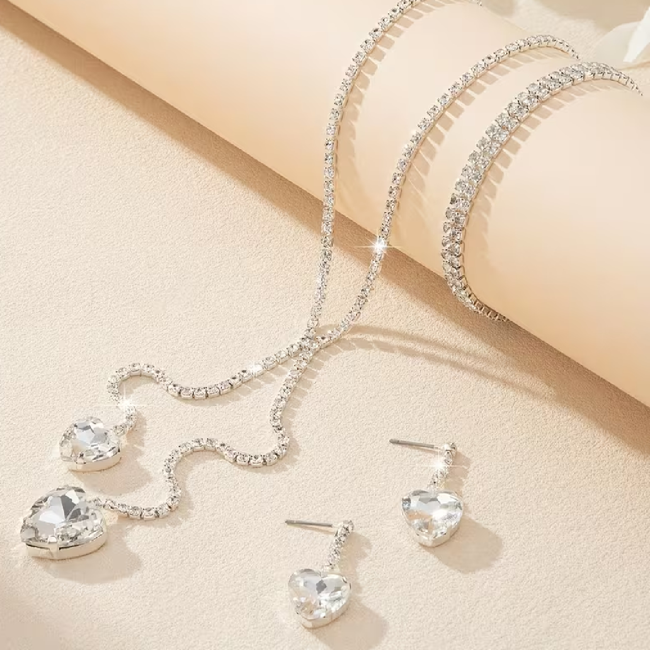 CONJUNTO DE COLLAR MUJER COLGANTE DE BORLA LARGA CON CORAZÓN DE AMOR Y DIAMANTES DE IMITACIÓN - 5