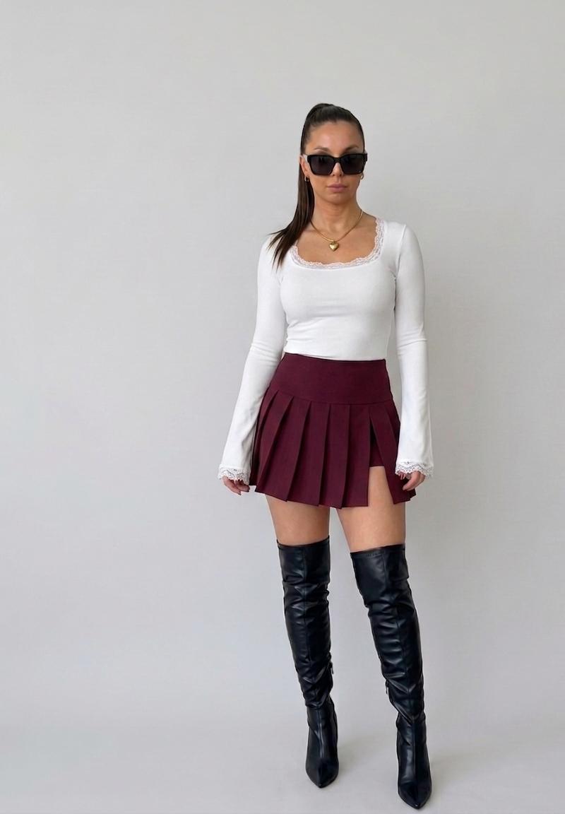FALDA VINO PLISADA CON SHORT INTERNO DE MUJER - 3