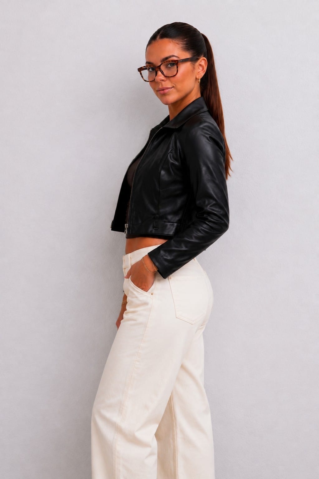 CASACA CUERINA CROP CUELLO CAMISERO PARA MUJER - 2