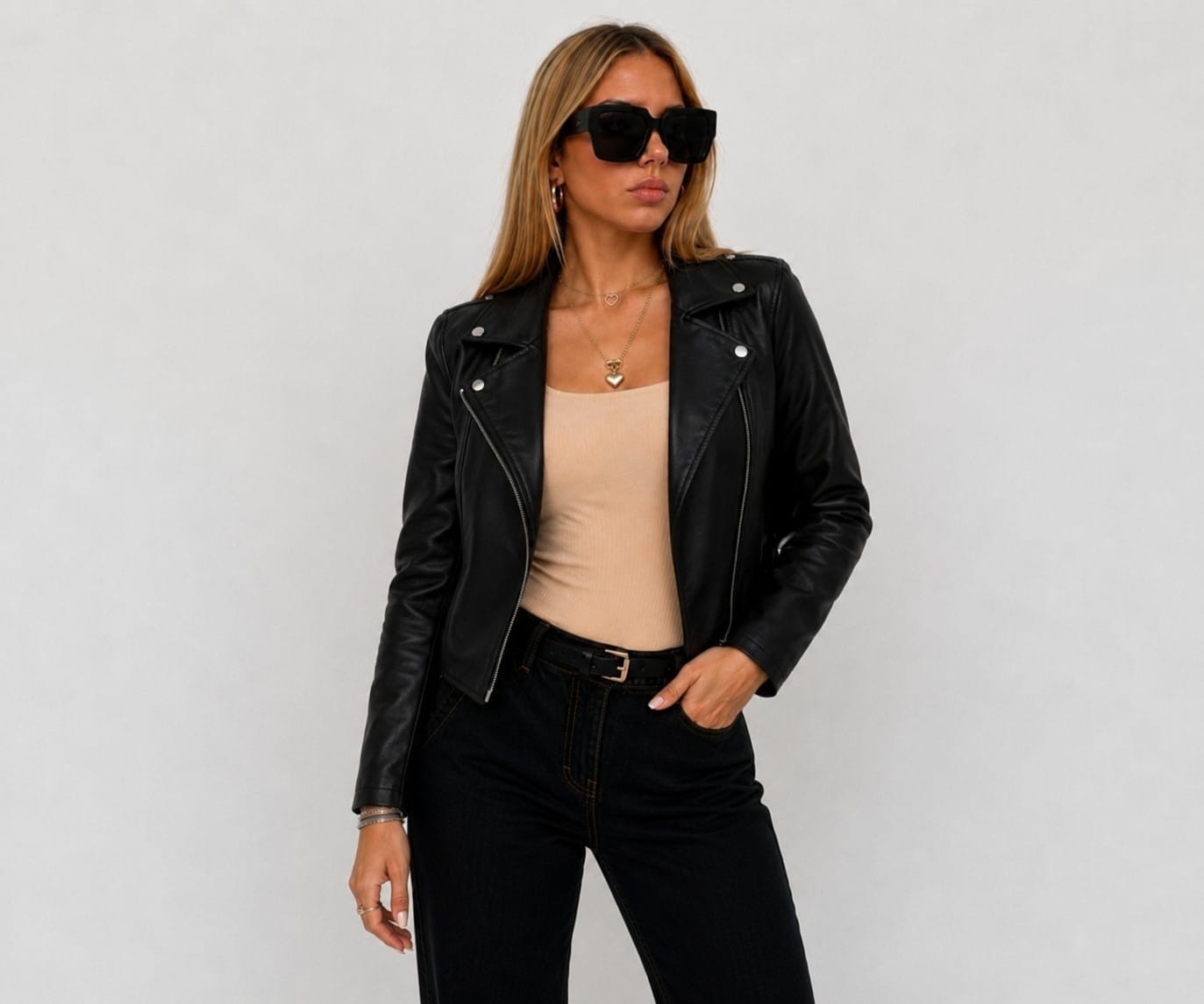 CASACA CUERINA PARA MUJER DISEÑO MODERNO - 1