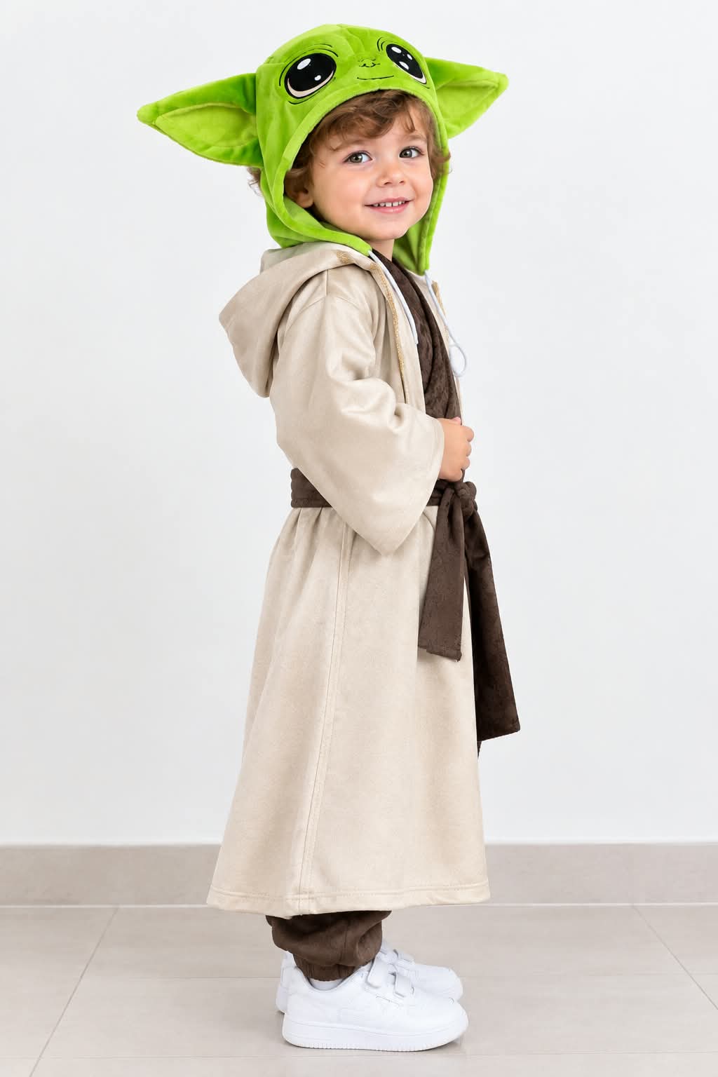 DISFRAZ DE YODA PARA NIÑOS - 2