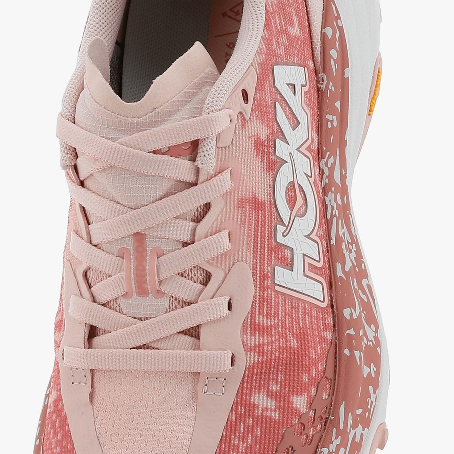 ZAPATILLAS TRAIL RUNNING HOKA ONE ONE SPEEDGOAT 6 - 7