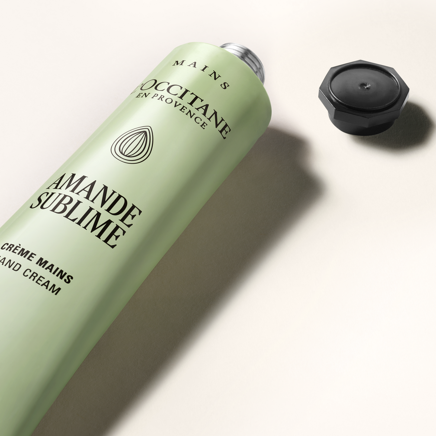 CREMA DE MANOS PERFUMADA ALMENDRA - 2