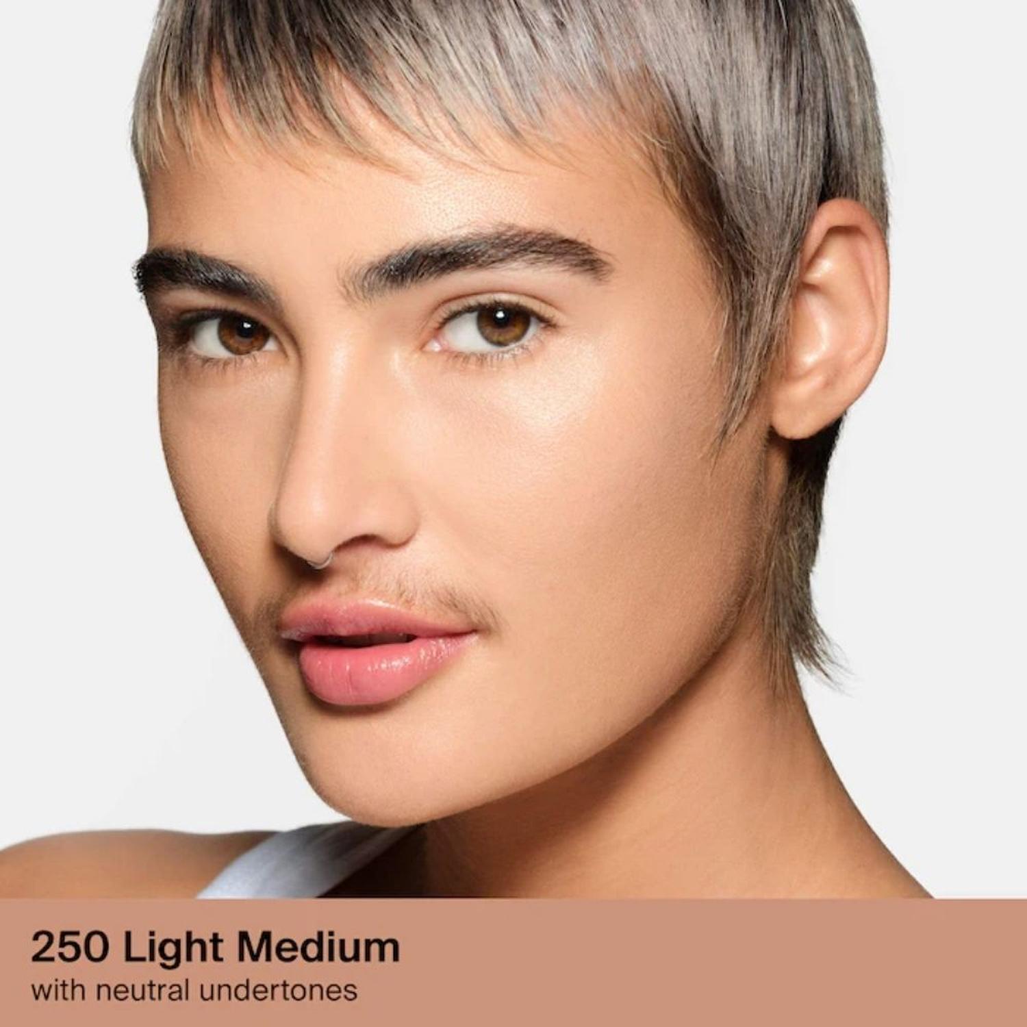 BASE TRICLONE SKIN TECH HAUS LABS BY LADY GAGA - 2