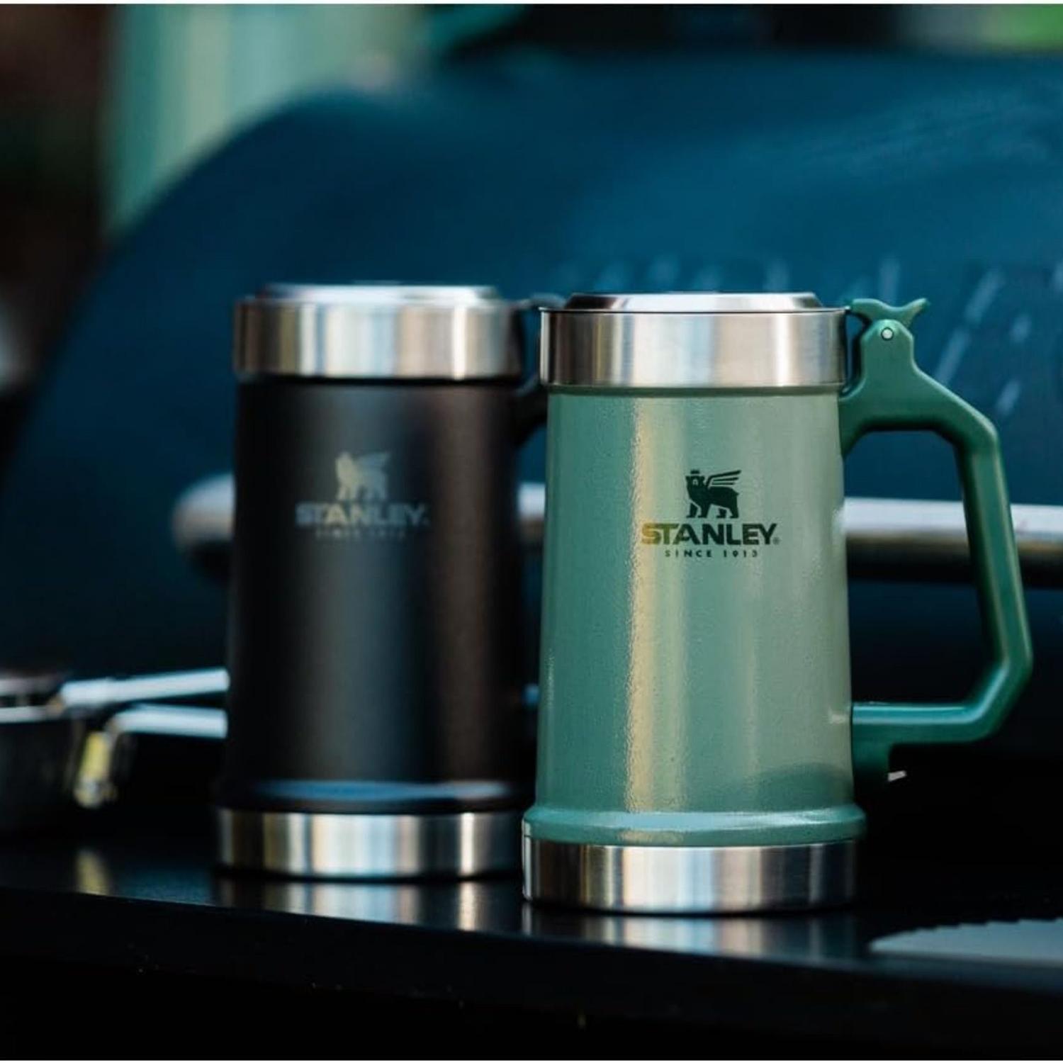VASO JARRA DE CERVEZA STANLEY CON ABREBOTELLAS 24 OZ - 4