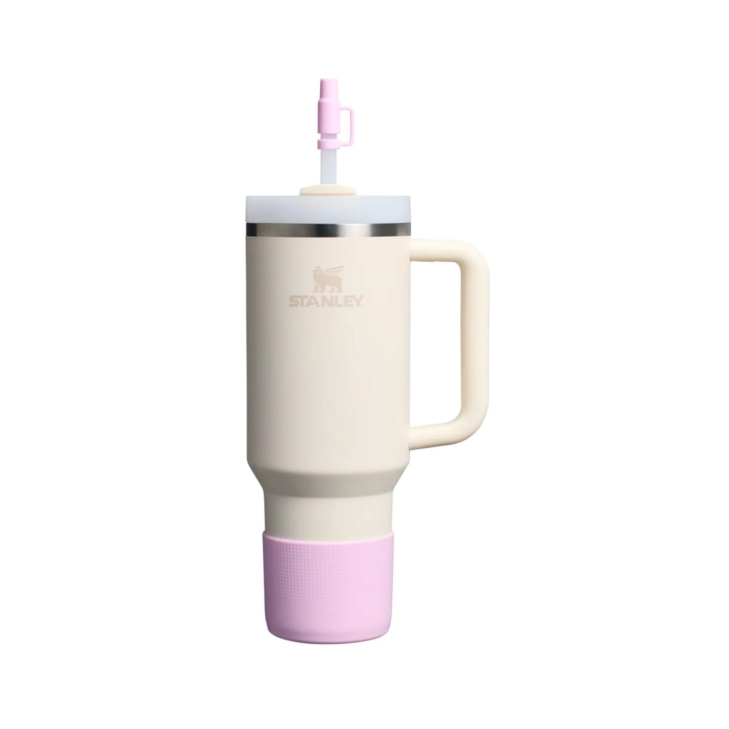 PROTECTOR DE SILICONA ANTIDESLIZANTE STANLEY PARA VASOS DE 40 OZ - CHERRY BLOSSOM - 2