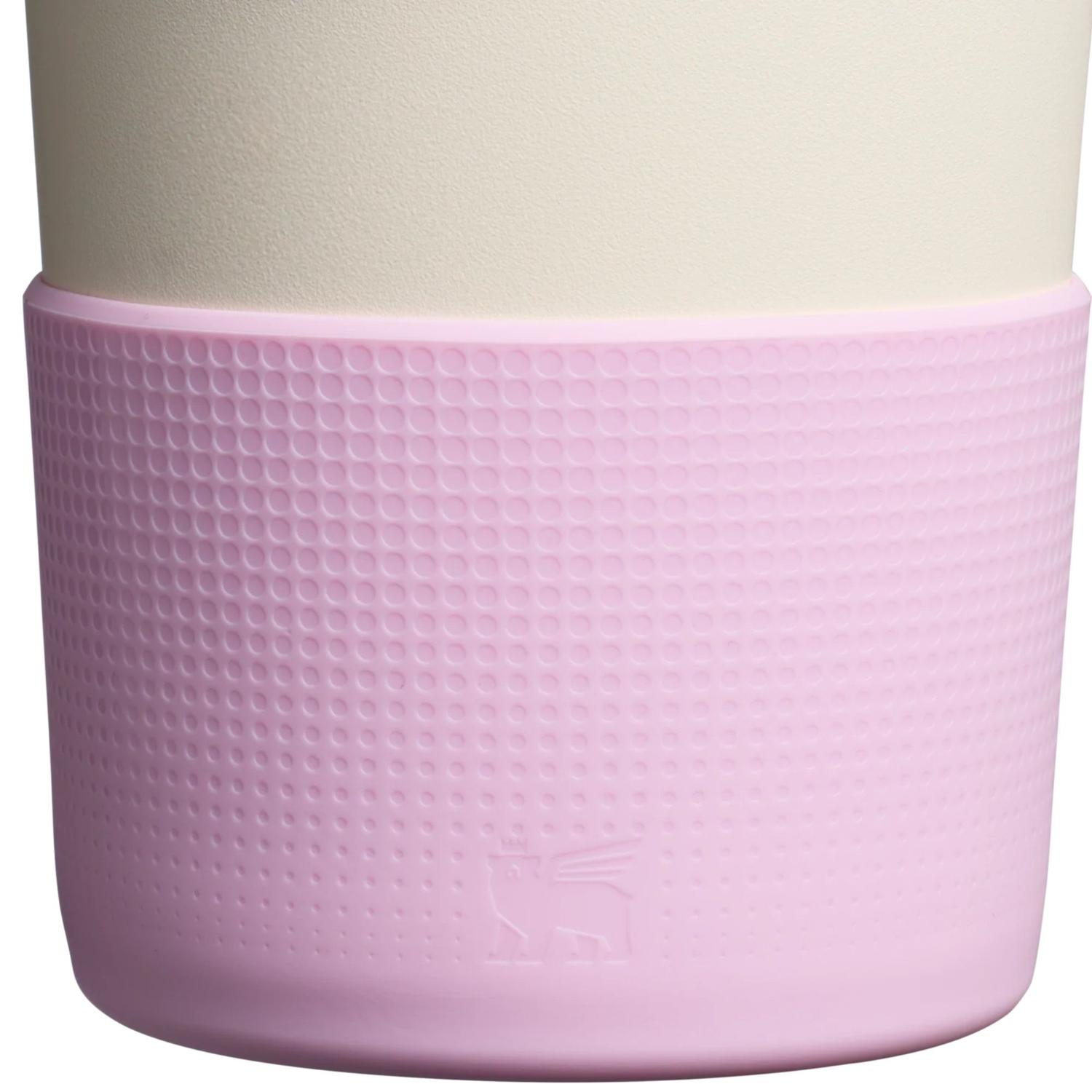 PROTECTOR DE SILICONA ANTIDESLIZANTE STANLEY PARA VASOS DE 40 OZ - CHERRY BLOSSOM - 3