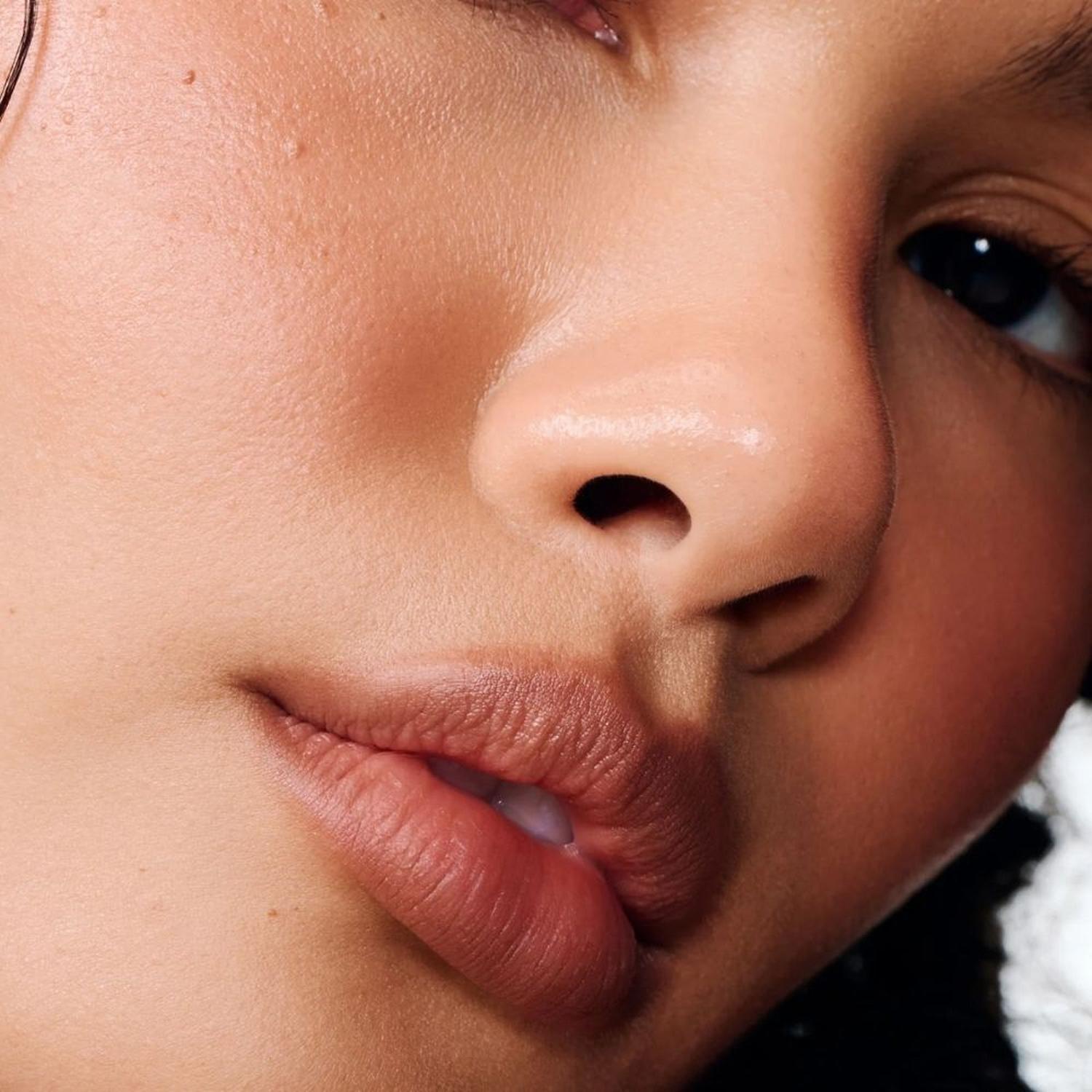 CONTORNEADOR DE LABIOS RHODE PEPTIDE LIP SHAPE - TWIST - 3
